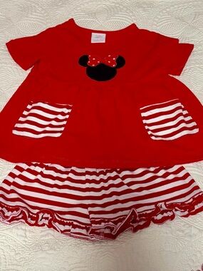 Stitchy Fish Red Minnie Mouse Two-Piece Outfit with Striped Shorts